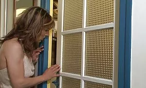 زیبایی شاخدار ریتا مرد عکس سگسی زنان را به خواب می برد