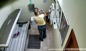الدکی و استراپون آن را می گیرند عکسهای زن سکس تا به اوج لذت جنسی برسند