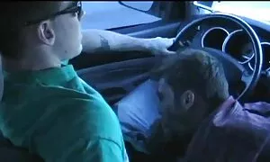 زنان ثروتمند عکس سکسی زن محجبه عاشق خرس رقص هستند