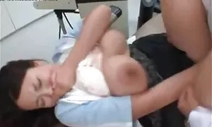 پیر یک دختر عکس زنان سکسی عربی ناز از پراگ را روی الاغ پیچاند