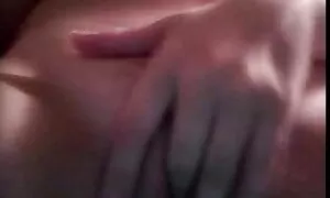 یک دختر خوش گالری کیرتوکون روح قزاقستانی دهان خود را می گیرد و پورنو خانگی را می مکد